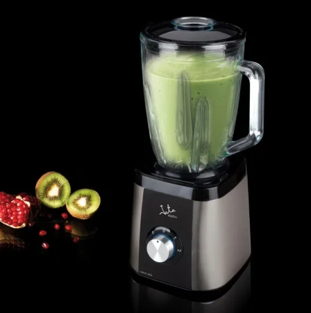 Carrefour te va a hacer triunfar en familia gracias a esta batidora de vaso 16 Merca2.es Smoothies para la merienda (y también para el desayuno)