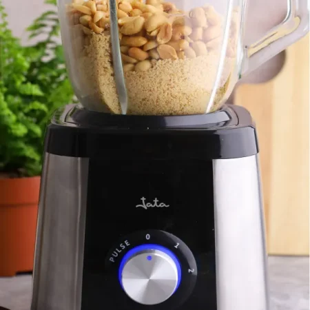 Carrefour te va a hacer triunfar en familia gracias a esta batidora de vaso 18 Merca2.es ¿Por qué esta batidora es perfecta para toda la familia?