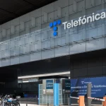 Telefónica acelera su salida de Hispanoamérica al vender su filial ecuatoriana a Millicom