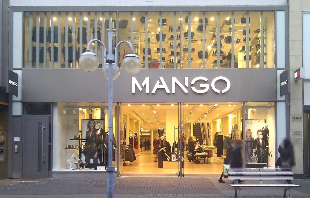 Mango recibe el verano con estos vestidos floreados que te van a enamorar seguro