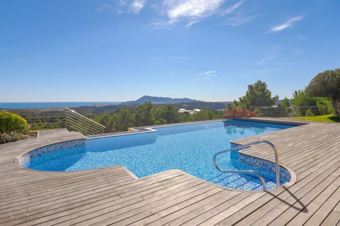 Pros y contras de pertenecer a 'La España de las piscinas': revalorización vs gastos fijos 1 Merca2.es Pisc2 Merca2.es