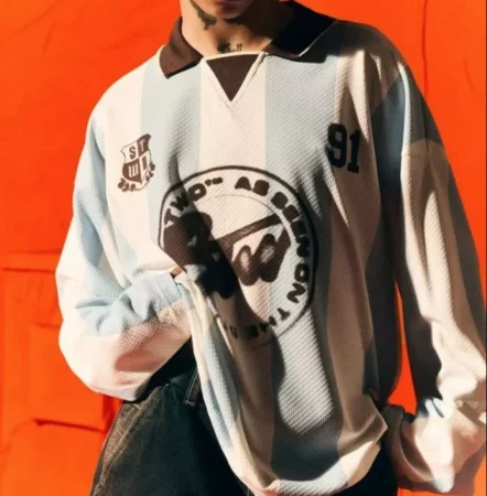 Pull & Bear está arrasando con su nueva línea juvenil streetwear llamada 'Stwd' 40 Merca2.es 3 Sudadera de gran tamaño con mensaje