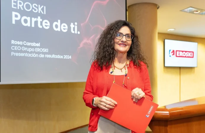 ROSA CARABEL CEO EROSKI 01 scaled 1 Merca2.es