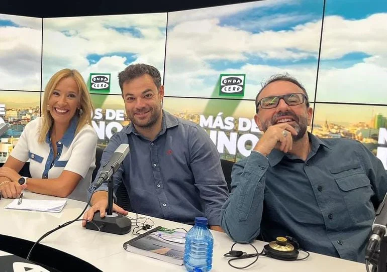 Onda Cero Deportes: ¡Éxito Asegurado con Edu García, Rocío Martínez y Edu Pidal! Aumento de Audiencia Revelado