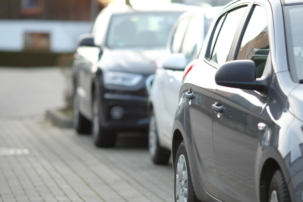 El 'botón' oculto en tu coche que puede salvarte la vida en una emergencia 3 Merca2.es CONCIENCIA Y FUTURO: EL PAPEL DEL CONDUCTOR Y LAS PERSPECTIVAS DEL SISTEMA