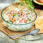 Dónde probar la mejor ensaladilla rusa de Málaga: una receta de autor con esferificación de aceituna y gambas en pleno Centro Histórico