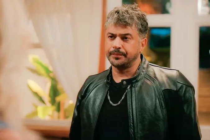 'Una nueva vida': Ferit se va de casa humillado por su abuelo Halis 1 Merca2.es 'Una nueva vida': Ferit se va de casa humillado por su abuelo Halis
