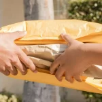 Este mensaje de Correos es una trampa: NO pagues las aduanas de ese paquete que no esperas, es phishing