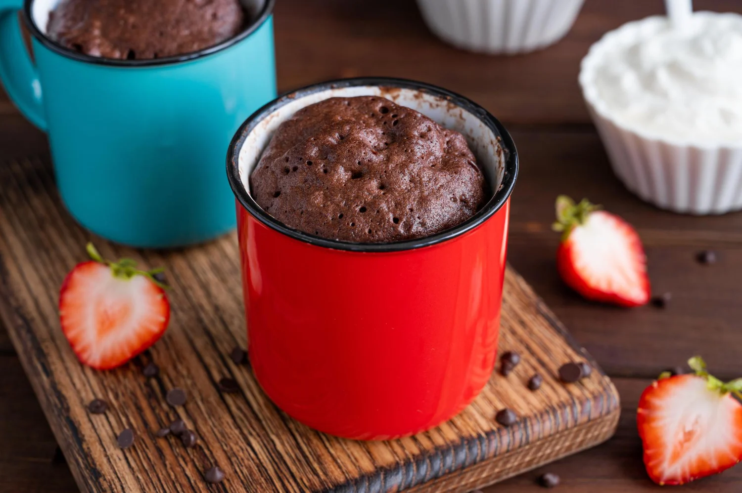 MÁS ALLÁ DEL CHOCOLATE: UN UNIVERSO DE MUG CAKES PARA CADA ANTOJO Y PALADAR