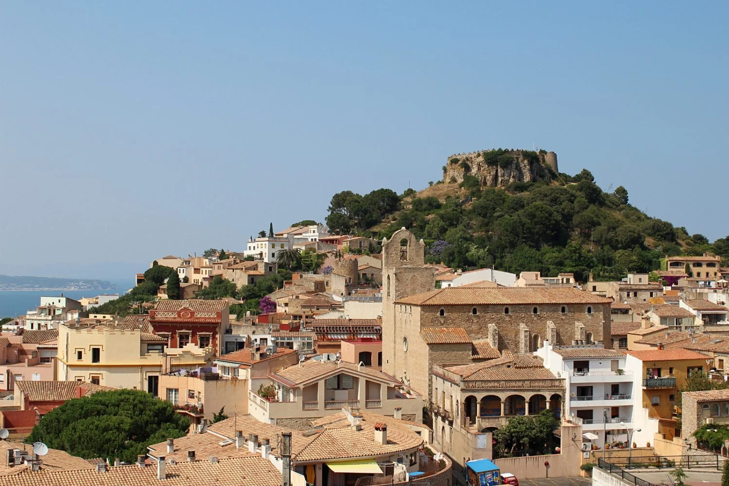 Buscas el pueblo más bonito de la Costa Brava para tu escapada a la playa: Es este, y te enamorará (Begur)