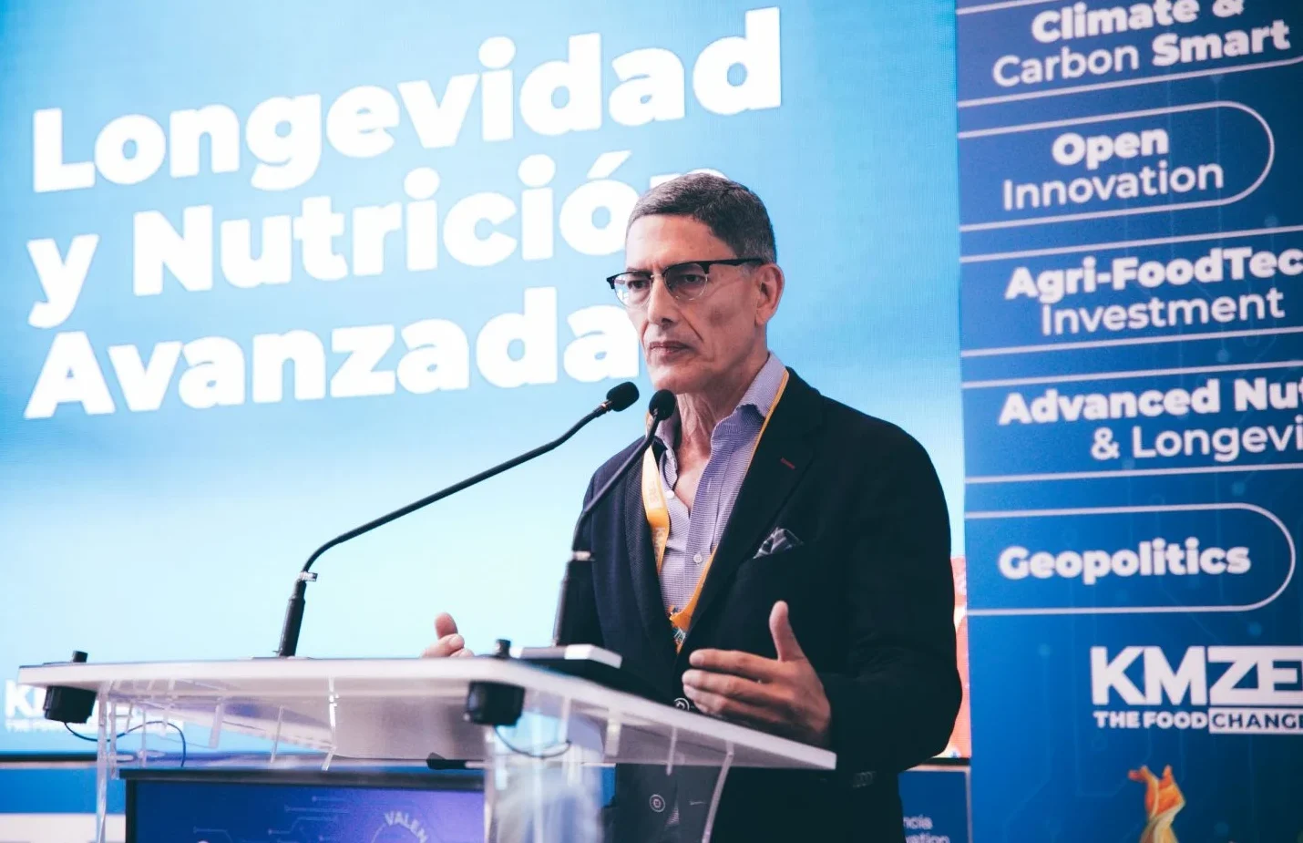 Dr. Vicente Mera