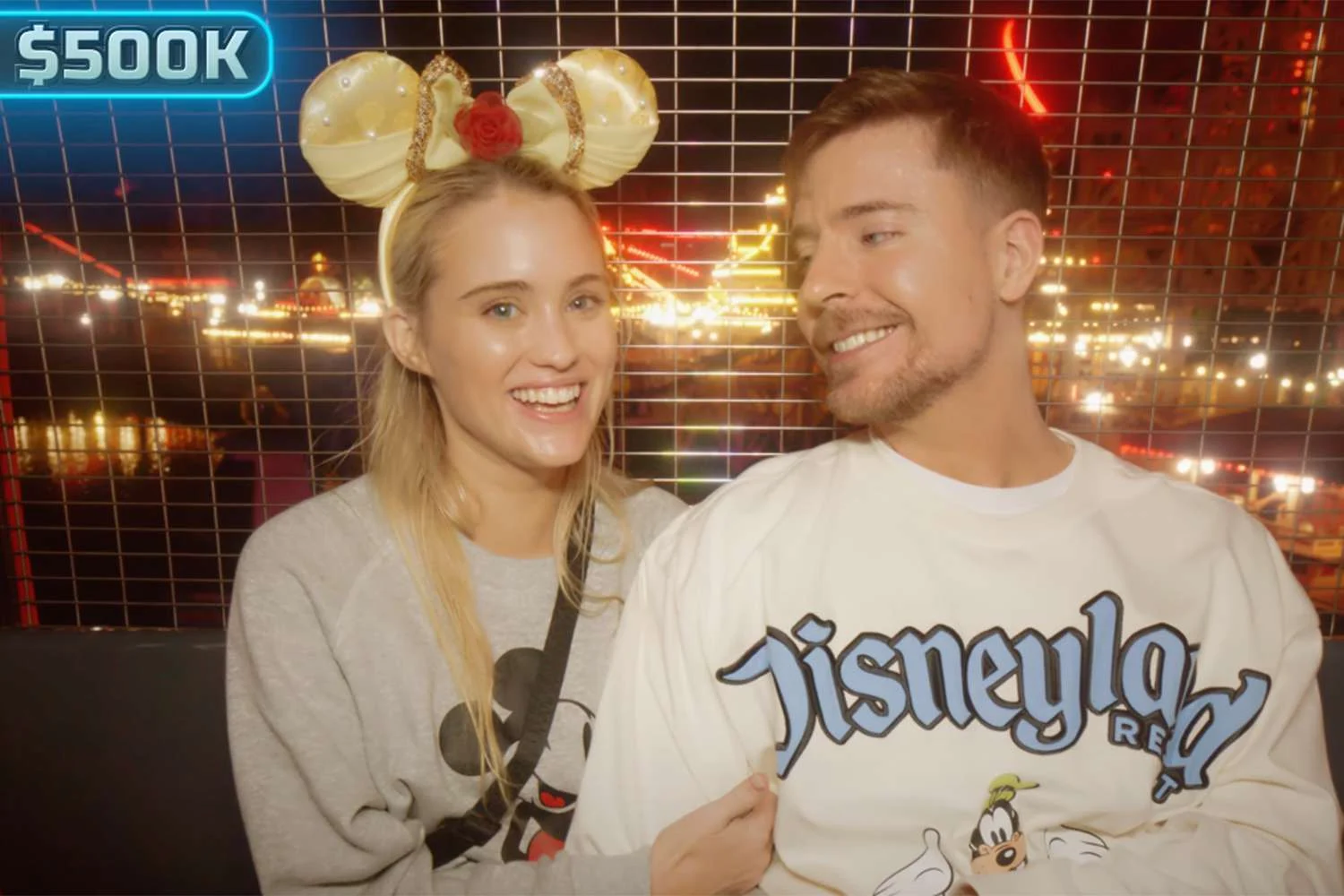 Esto es lo que ha pagado un famoso Youtuber por cerrar Disneyland para cenar con su pareja y amigos