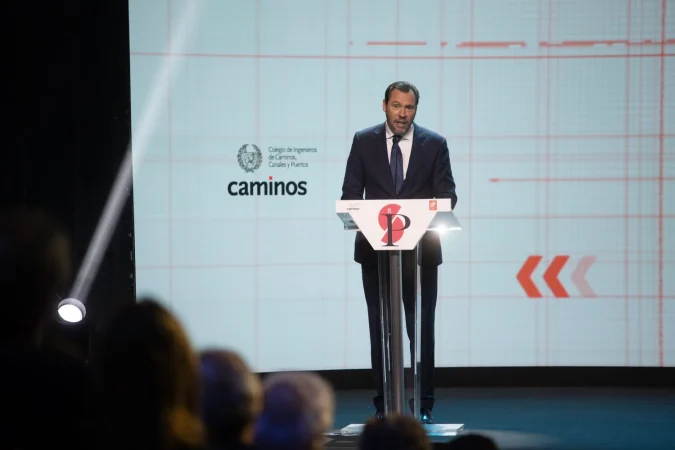 Ouigo presiona de nuevo a Óscar Puente mejorando su oferta de verano joven 1 Merca2.es El ministro de Transportes y Movilidad Sostenible, Óscar Puente, clausura la gala de los Premios Fundación Caminos, en el Teatro Real, a 9 de mayo de 2025, en Madrid (España). Fuente: Agencias