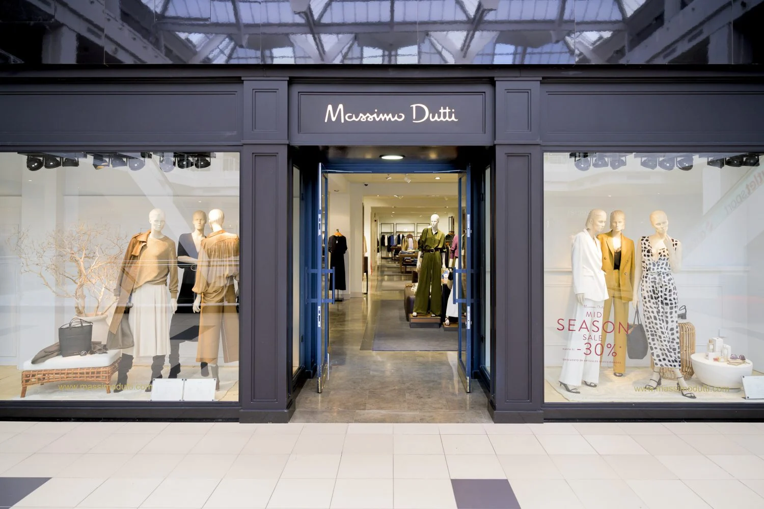 Massimo Dutti tiene las faldas que son la envidia de todas las mujeres este verano 