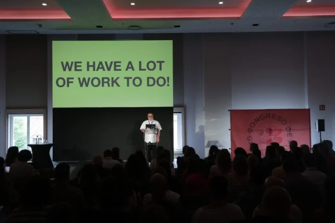 El Fundraising impulsa la colaboración, la transparencia y la tecnología para reforzar el impacto social del Tercer Sector 1 Merca2.es Paul de Gregorio en el XXIII Congreso de Fundraising Merca2.es