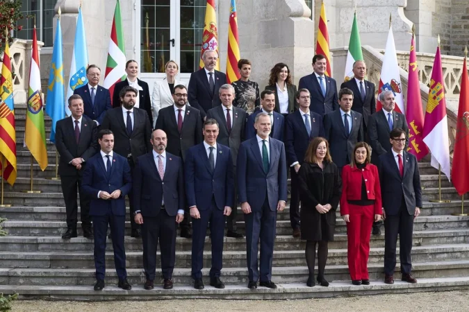 Sánchez tira de vivienda para aplacar al PP en la Conferencia de Presidentes 1 Merca2.es Presidentes Merca2.es