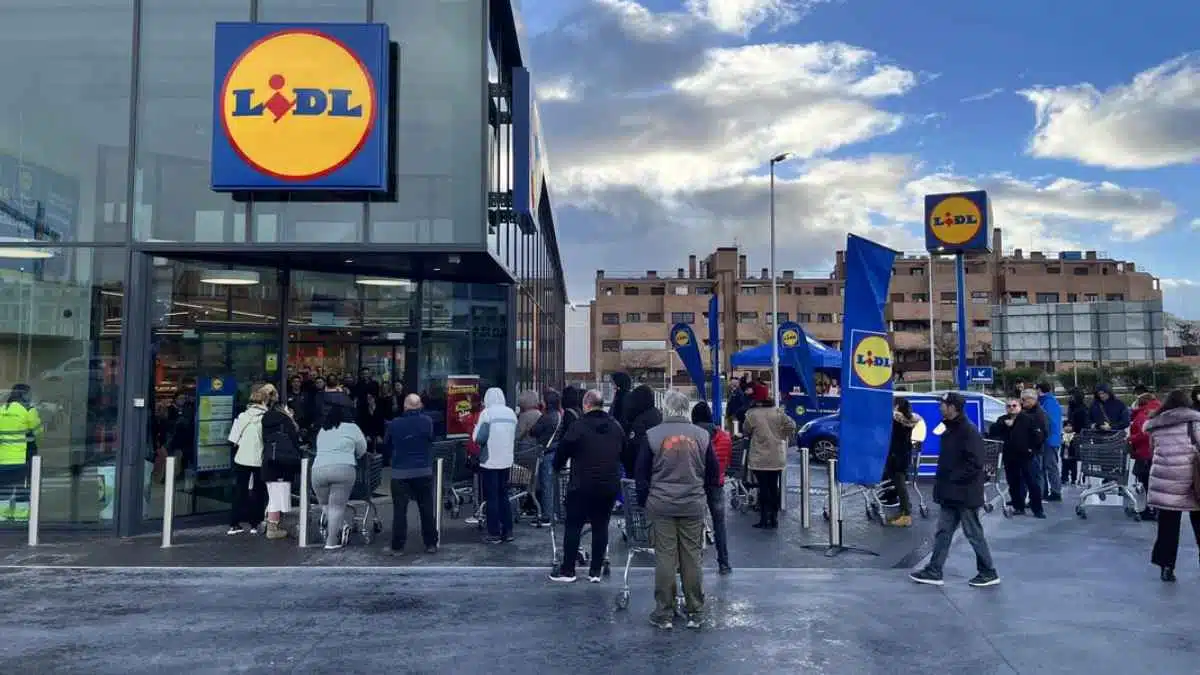 Tu smartphone es el mayor foco de gérmenes de tu casa y Lidl tiene la mejor solución para poner remedio a esto por menos de 6 euros