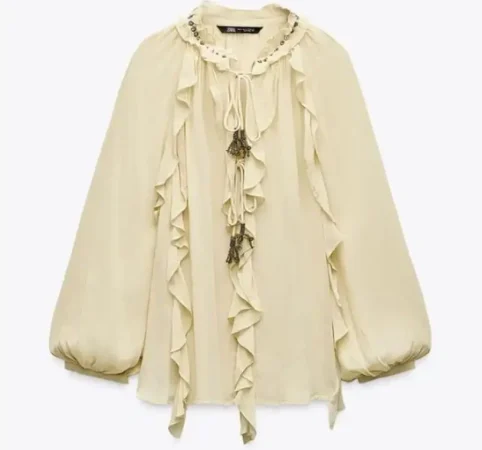 Blusa romántica con volantes: puro aire parisino