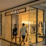 Zara tiene los vestidos más fresquitos y holgados para disfrutar de este verano