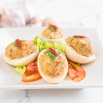 Receta de huevos rellenos: Un clásico irresistible del verano