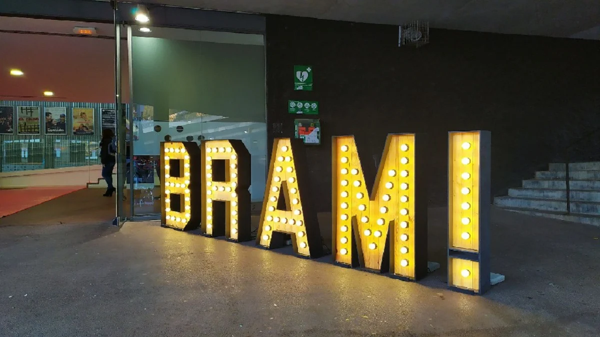 letras luminosas