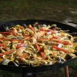 La paella valenciana más auténtica lleva un ingrediente que nadie menciona, y no es azafrán