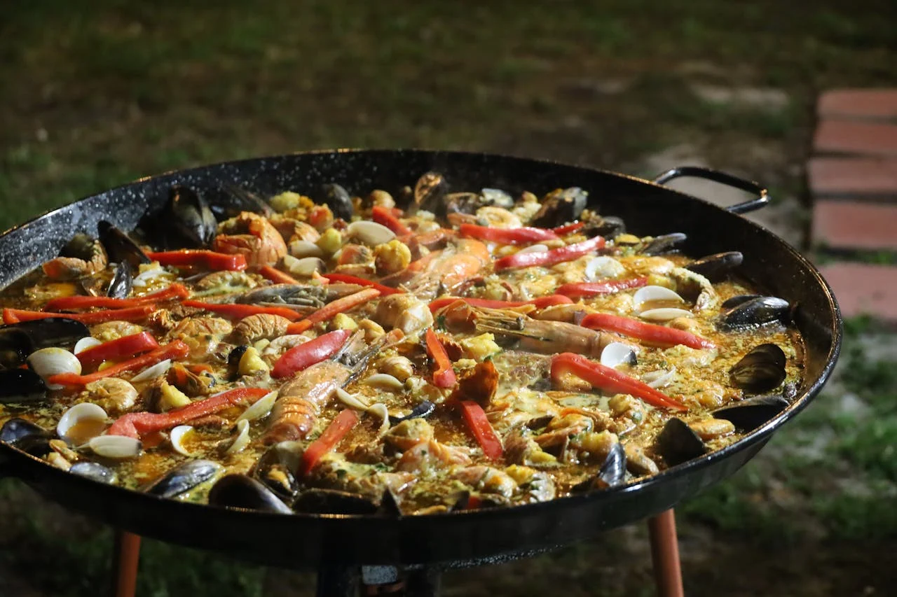 La paella valenciana más auténtica lleva un ingrediente que nadie menciona, y no es azafrán