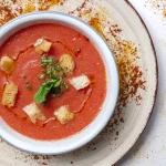 ¡Adiós al calor! Prepara el gazpacho andaluz perfecto en minutos