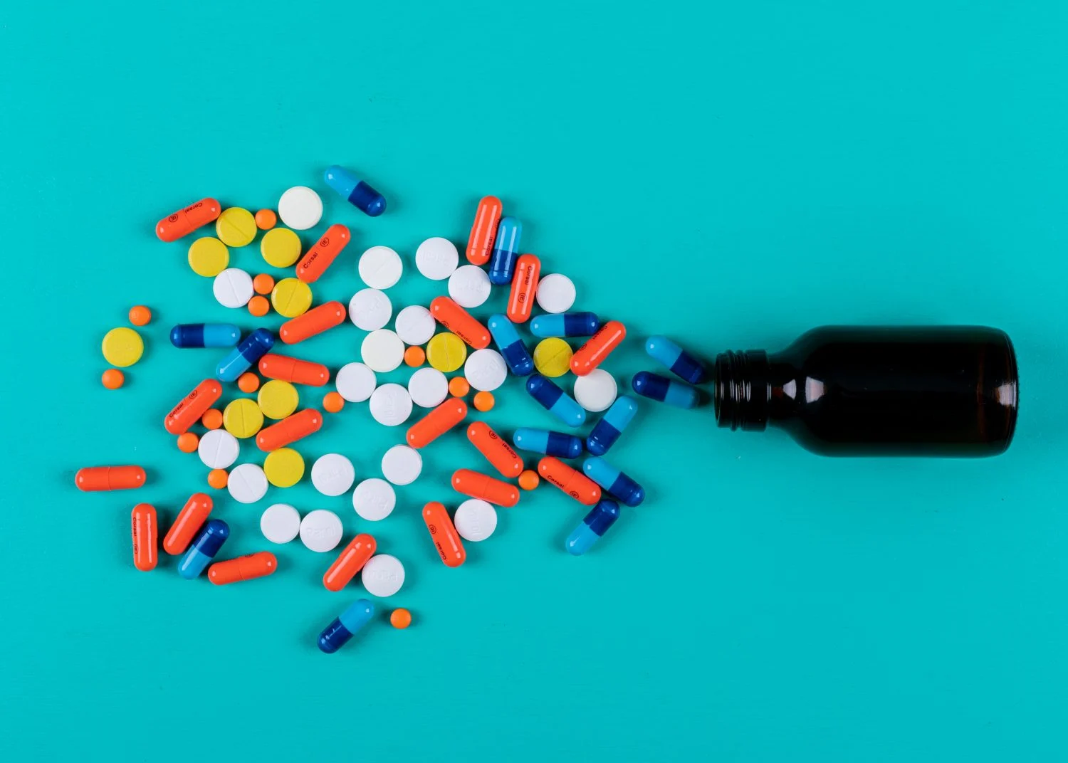 ¡Alerta sanitaria! Esta es la relación de posibles problemas cardiovasculares por el consumo de estos populares medicamentos