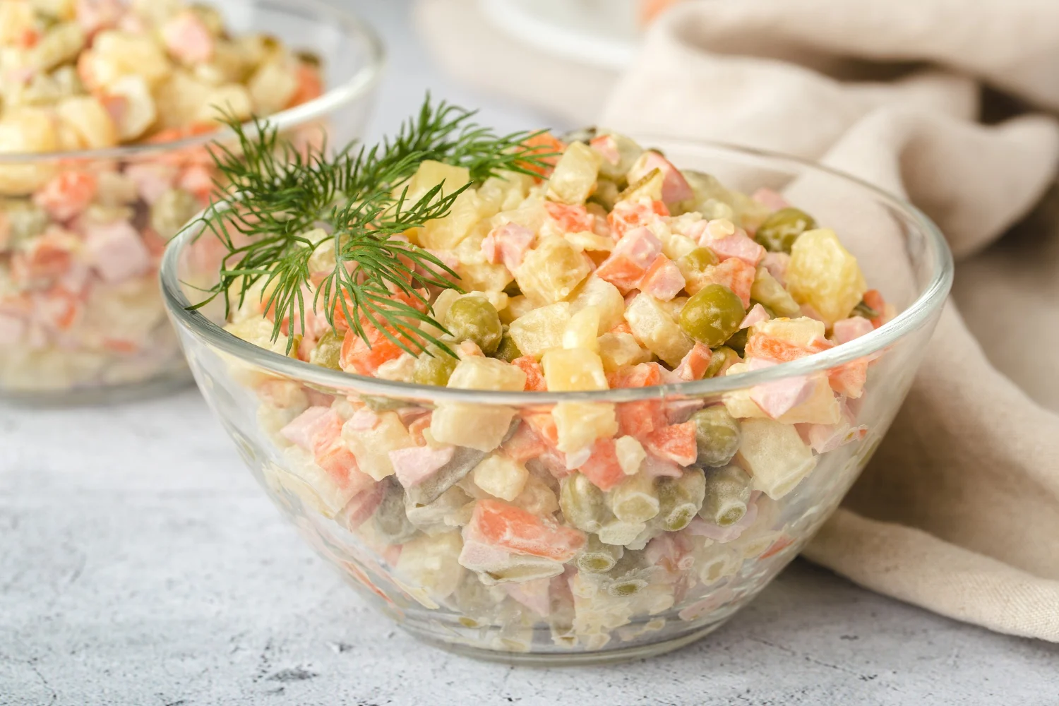 LA MAYONESA ES LA CLAVE DE BÓVEDA: EL ALMA DE LA ENSALADILLA