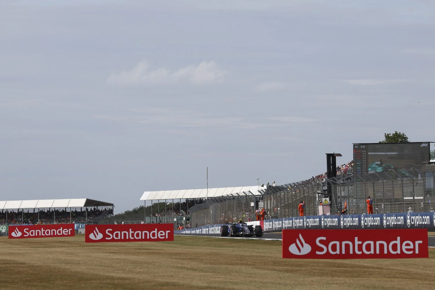 Brad Pitt, Fórmula 1 y un banco en parrilla de salida: Santander acelera en el cine 2 Motor16 Banco Santander en la Formula 1 Motor16