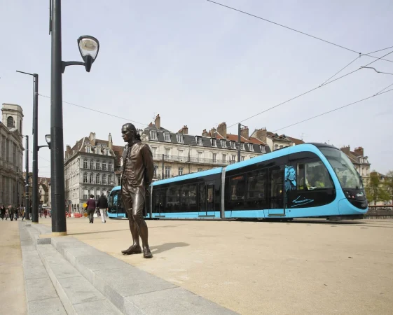 CAF logra dos nuevos contratos en Francia por más de 300 millones de euros 1 Merca2.es CAF Tranvia Besancon Merca2.es