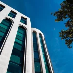 Jefferies eleva el objetivo en Colonial, aunque reitera Mantener tras los resultados