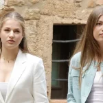 La prensa francesa destaca el comportamiento de la princesa Leonor y la infanta Sofía en la final de la Eurocopa