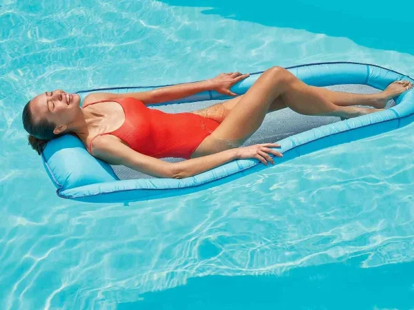 Lidl tiene por menos de 10 euros la colchoneta hinchable que necesitas para estas vacaciones 6 Merca2.es Una alternativa real a las colchonetas tradicionales