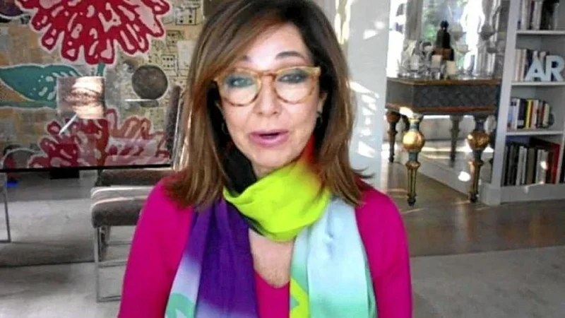 No te pierdas el casoplón de dos plantas en el que vive Ana Rosa Quintana al norte de Madrid 89 Merca2.es Una casa que refleja su esencia