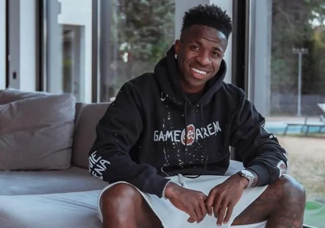 No te pierdas la alucinante mansión en La Moraleja de Vinicius Jr valorada en más de 6 millones de euros 77 Merca2.es Seguridad de primer nivel y privacidad garantizada