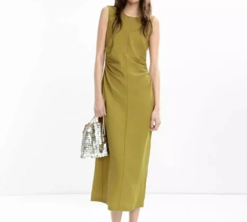 Vestido largo con fruncidos (17,99 €)