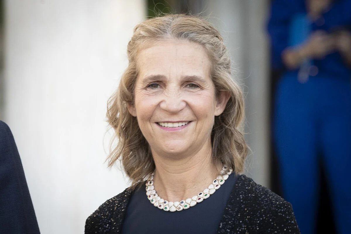 Pilar Eyre desvela los oscuros motivos por los que la infanta Elena nunca habría podido reinar