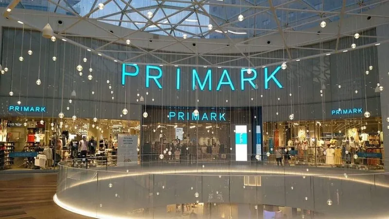 Primark: un gigante de la moda en expansión