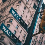 Perspectivas bursátiles: estrategias y lecciones atemporales para afrontar periodos de alta volatilidad