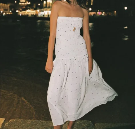 Lenceros que acarician la piel con brillo satinado