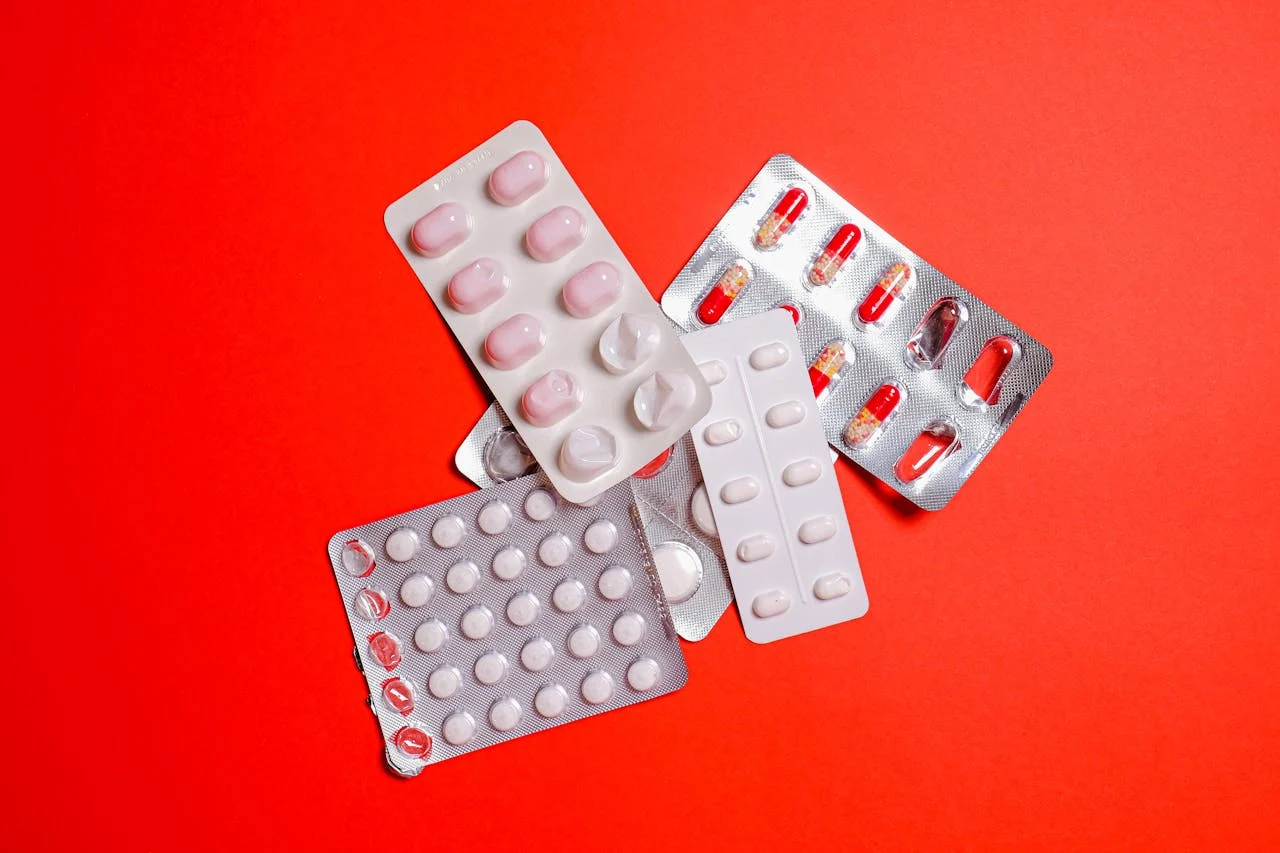 PARACETAMOL, EL ALIADO FIEL CONTRA EL DOLOR Y LA FIEBRE