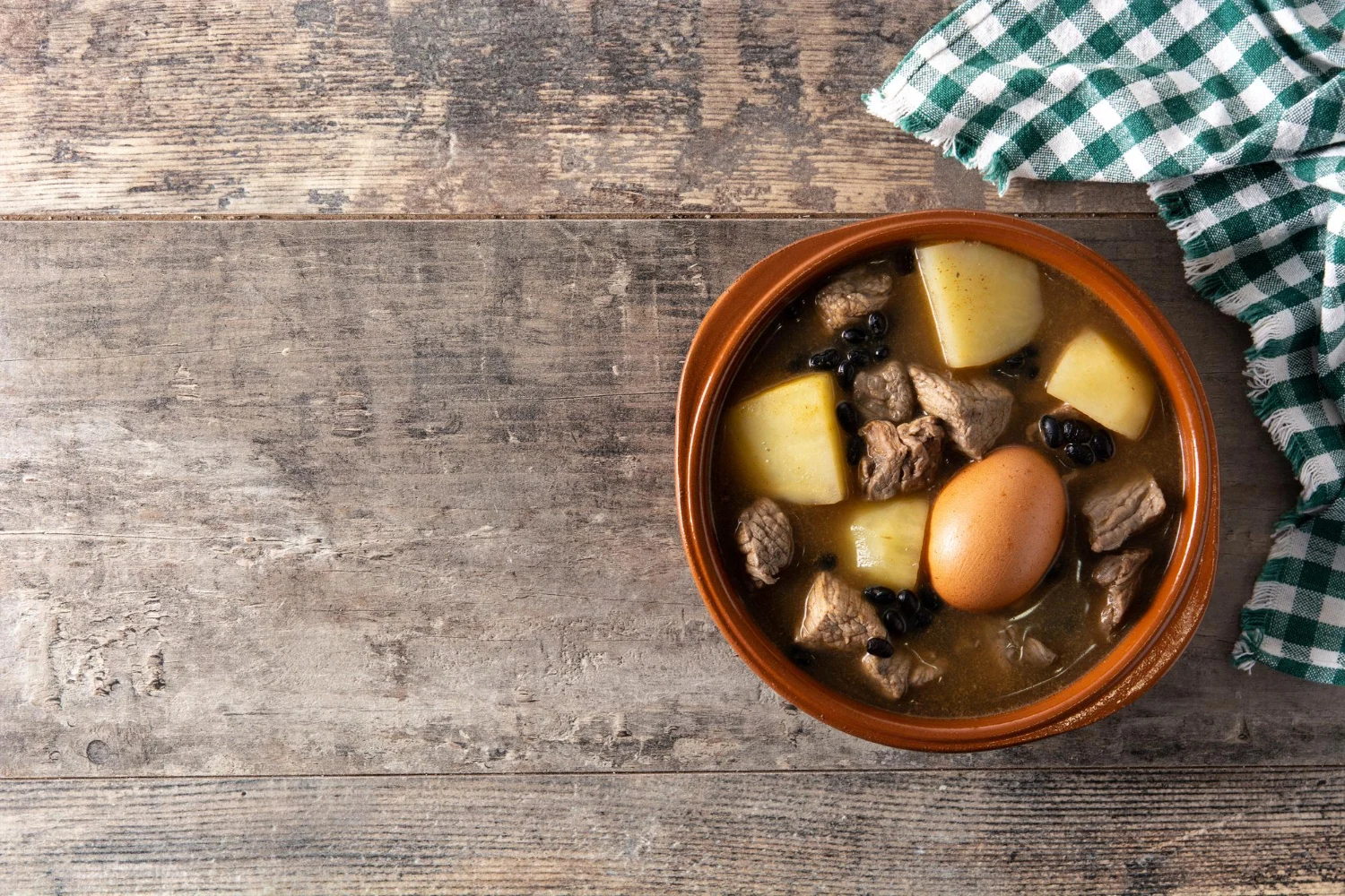 LA SOPA MILAGROSA Y EL RITUAL DE LOS VUELCOS