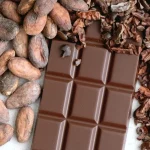 Los precios del cacao caen ante una menor demanda industrial, pero no bajarán de los 6.000 dólares