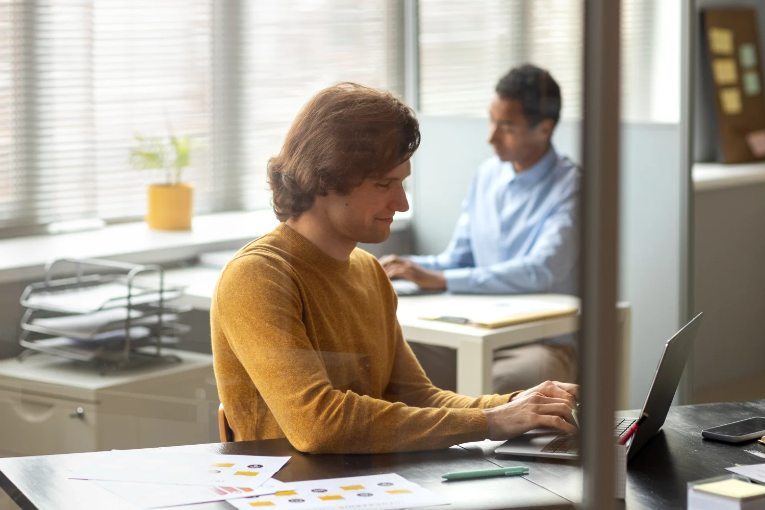 La conclusión es clara: la inacción es el mayor riesgo. La buena noticia es que tienes las herramientas a tu alcance para empezar a prepararte hoy mismo, usando LinkedIn de forma estratégica.