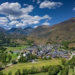 Hay un valle en Lleida donde el otoño empieza la semana que viene con colores de cuento: «Es como estar dentro de una postal»