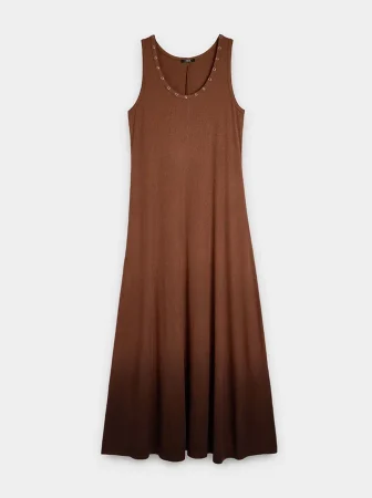 Vestidos fluidos y sin esfuerzo: la prenda más versátil de Parfois