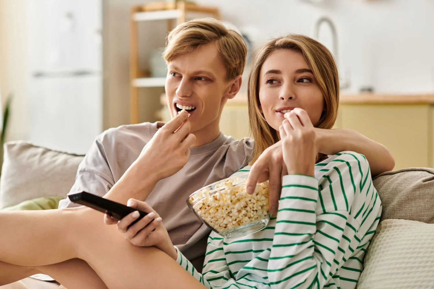 Netflix tiene un menú oculto para cinéfilos: así se activa para acceder a miles de películas que no aparecen en el inicio 2 Merca2.es Aunque los códigos están pensados para el navegador, hay un método ingenioso para aprovechar su poder en la app de Netflix de tu Smart TV. Fuente: Freepik