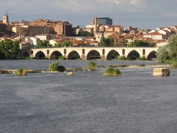 Zamora se escapa del radar del lujo inmobiliario en España 1 Merca2.es Zamora2 Merca2.es